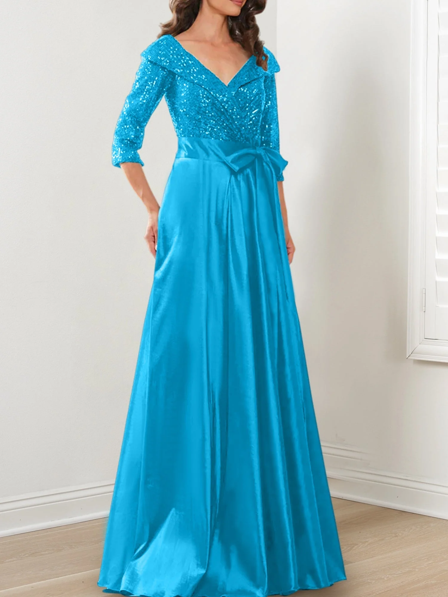 A-Line/Princess V-Neck Floor-Length Mother of the Bride Dresses - Image 5