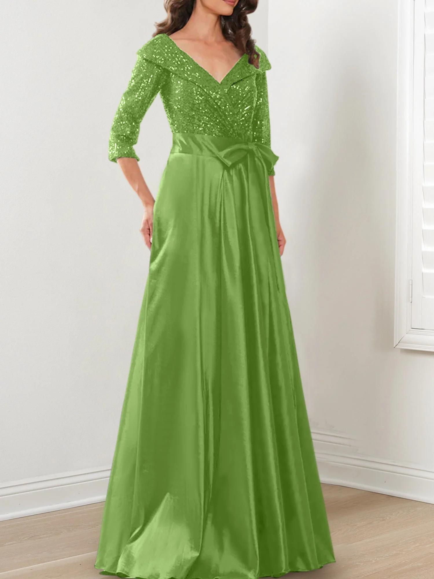 A-Line/Princess V-Neck Floor-Length Mother of the Bride Dresses - Image 50