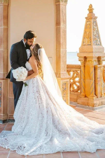 Beautiful A-Line Long White Sleeveless Wedding Dresses With Lace