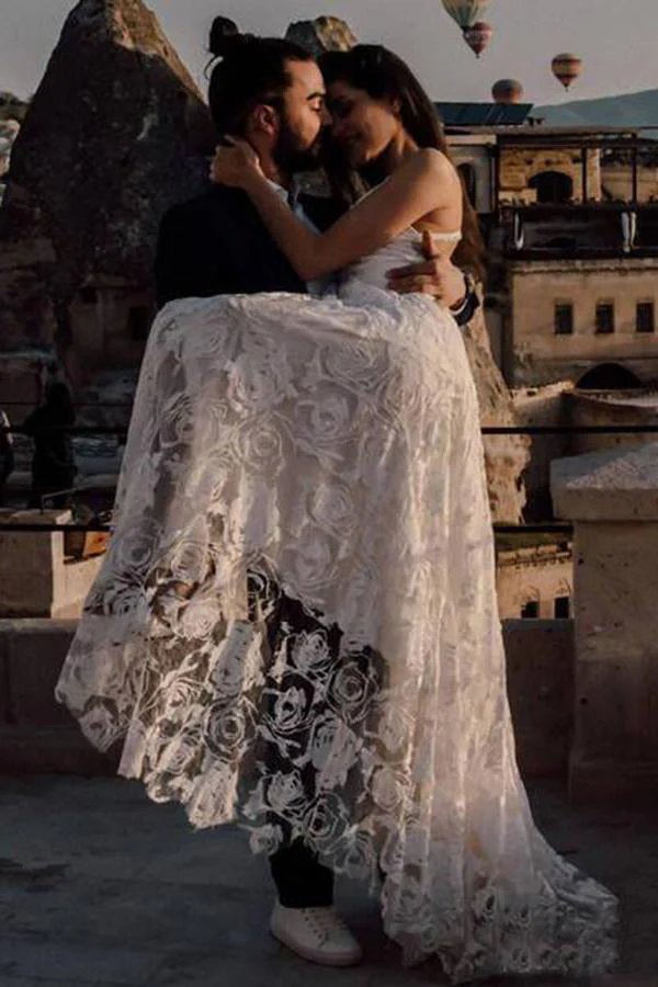 Charming Ivory Lace Floor Length V Neck Long Wedding Dresses on Line - Image 5