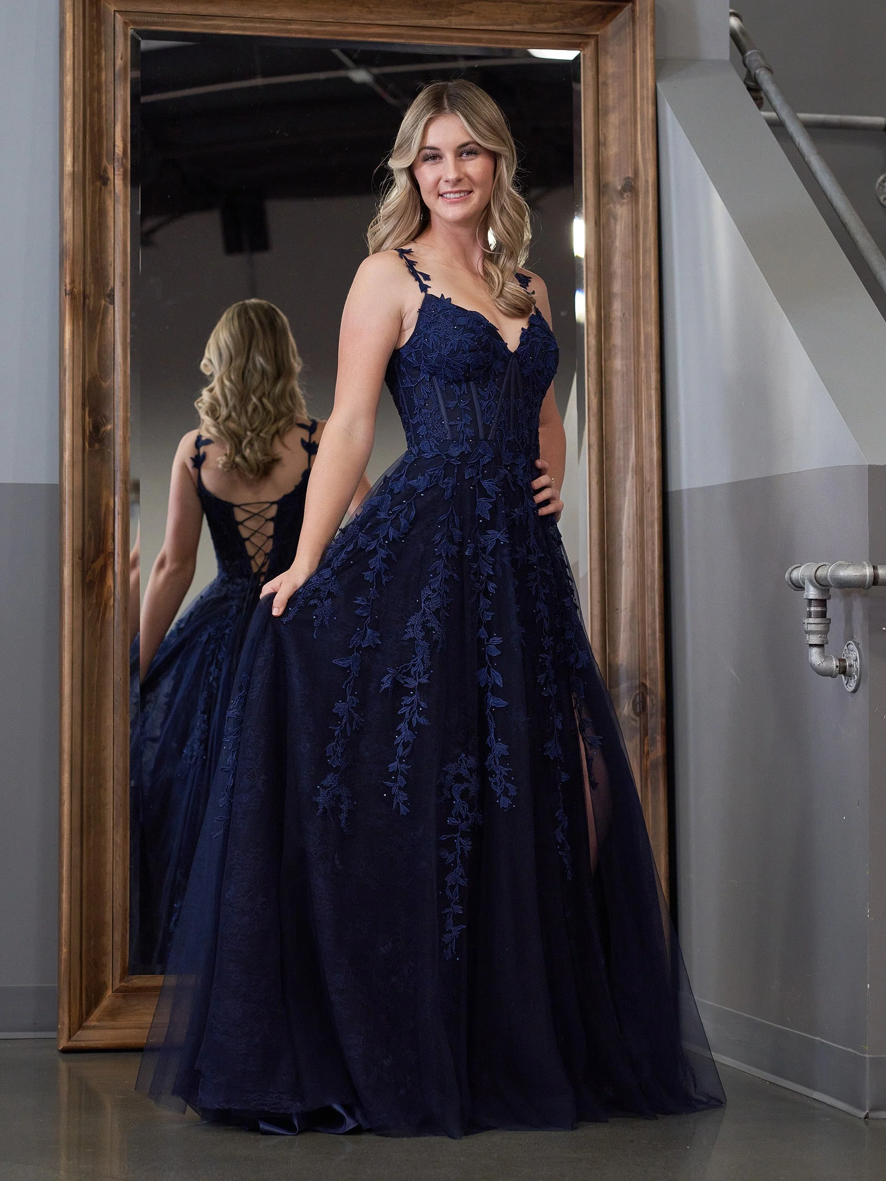 A-line Sweetheart Lace Tulle Prom Dress with Slit - Image 6
