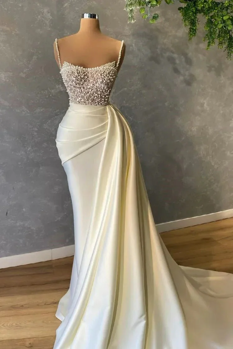 Elegant White Sequined Sleeveless Mermaid Wedding Dresses With Pearl