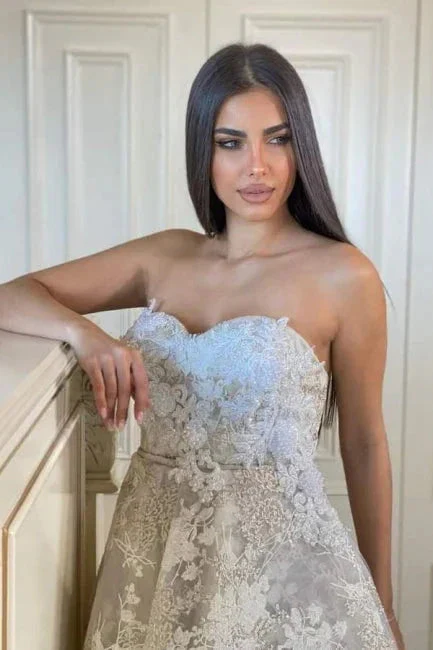 Fabulous A-Line Lace Sweetheart Sleeveless White Wedding Dress With Appliques - Image 3