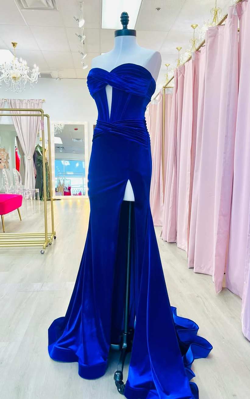 Mermaid Royal Blue Velvet Formal Dress for Winter Wedding - Image 2