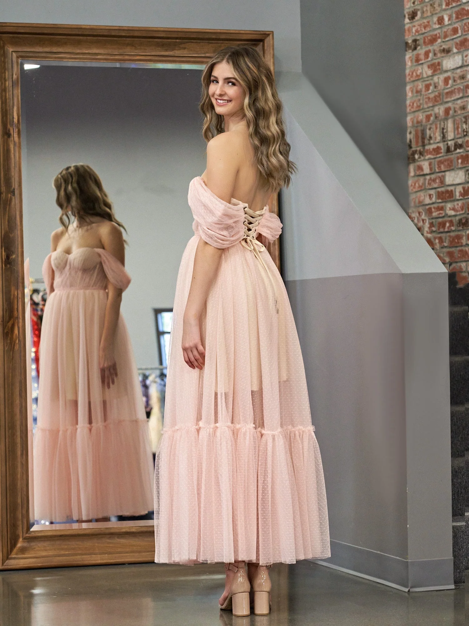 A-Line Rose Pink Tulle Sweetheart Tea-Length Prom Dress - Image 5