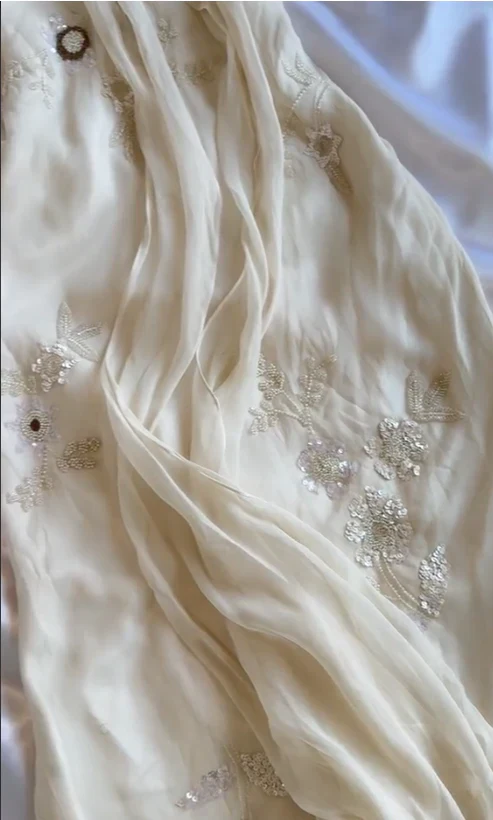 Pretty Sheath Halter Sleeveless Ivory Chiffon Hand-sewn flowers Prom Dresses Long Evening Dress - Image 3