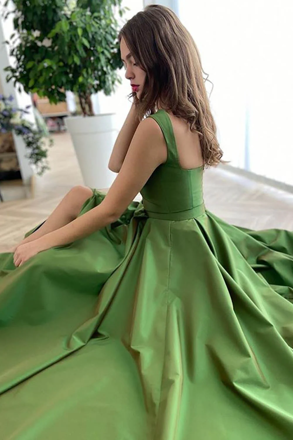 Princess A Line Sweetheart Green Long Prom Dress with Silt - Image 2