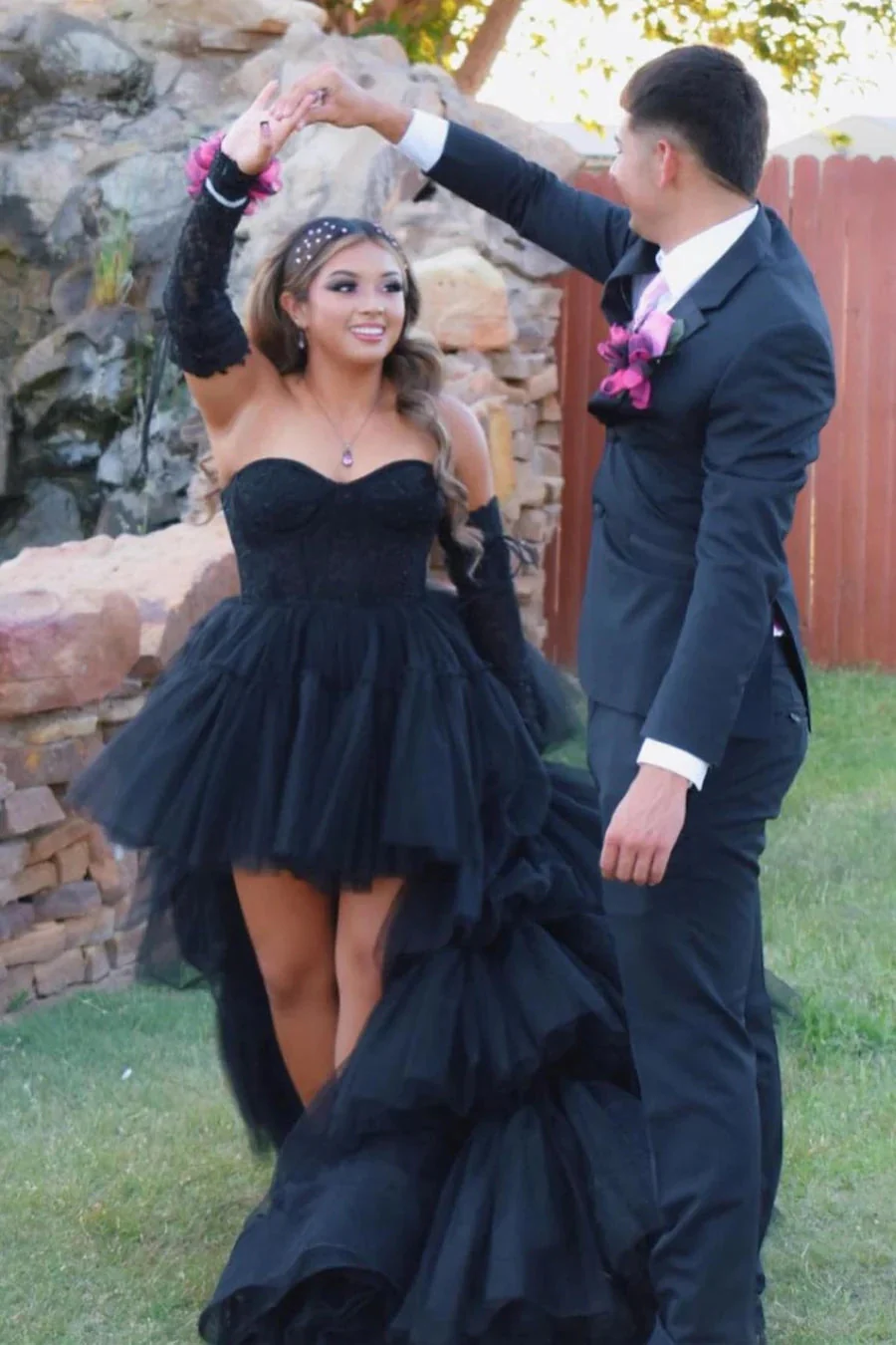 A-Line Asymmetrical Strapless Tiered Tulle Prom Dress - Image 7
