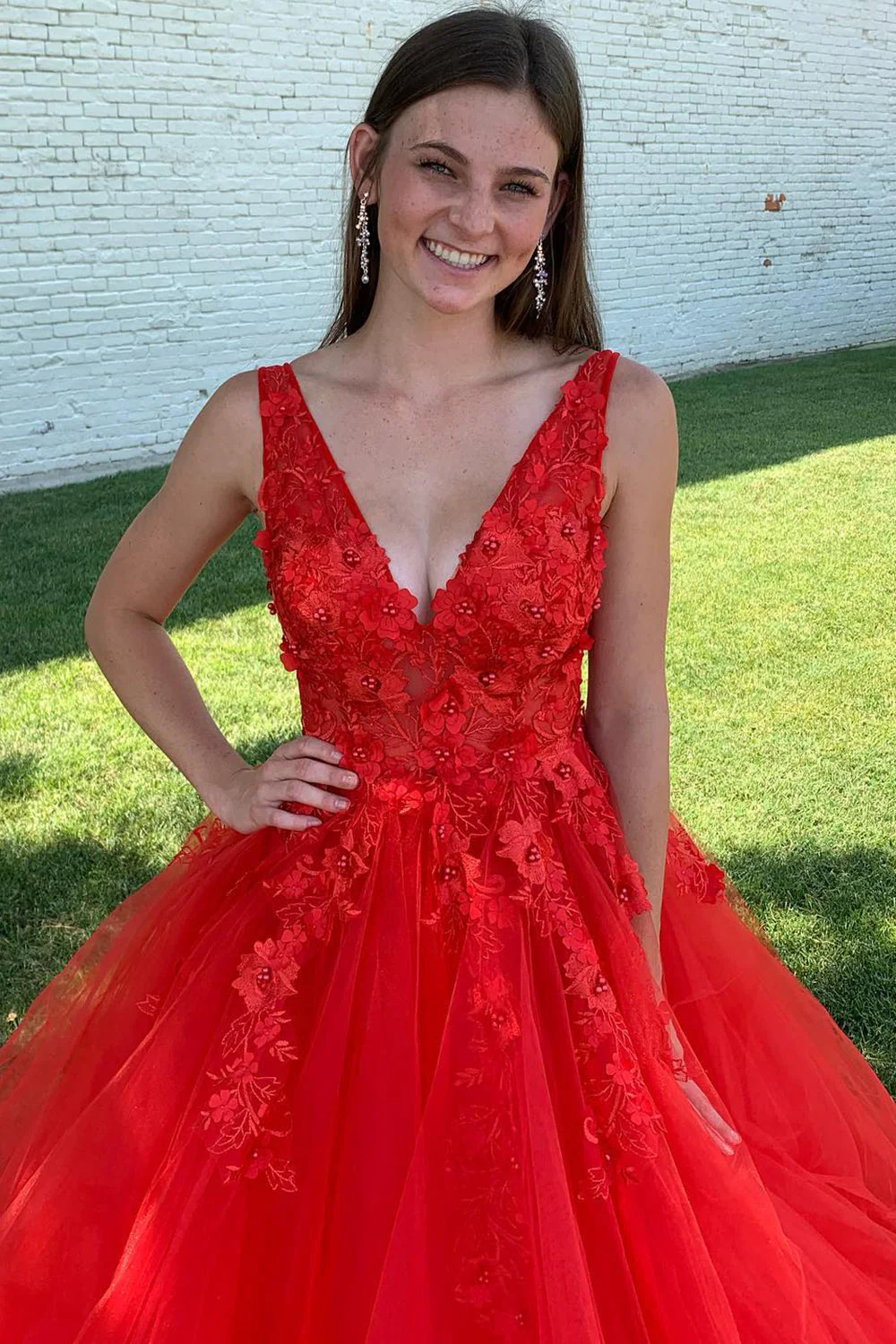 A-Line V-Neck Long Prom Dress With Appliques - Image 3