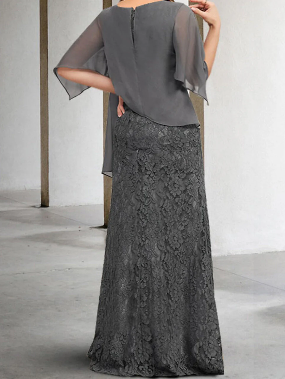 Sheath/Column Mother of the Bride Dresses with Applique - Image 2