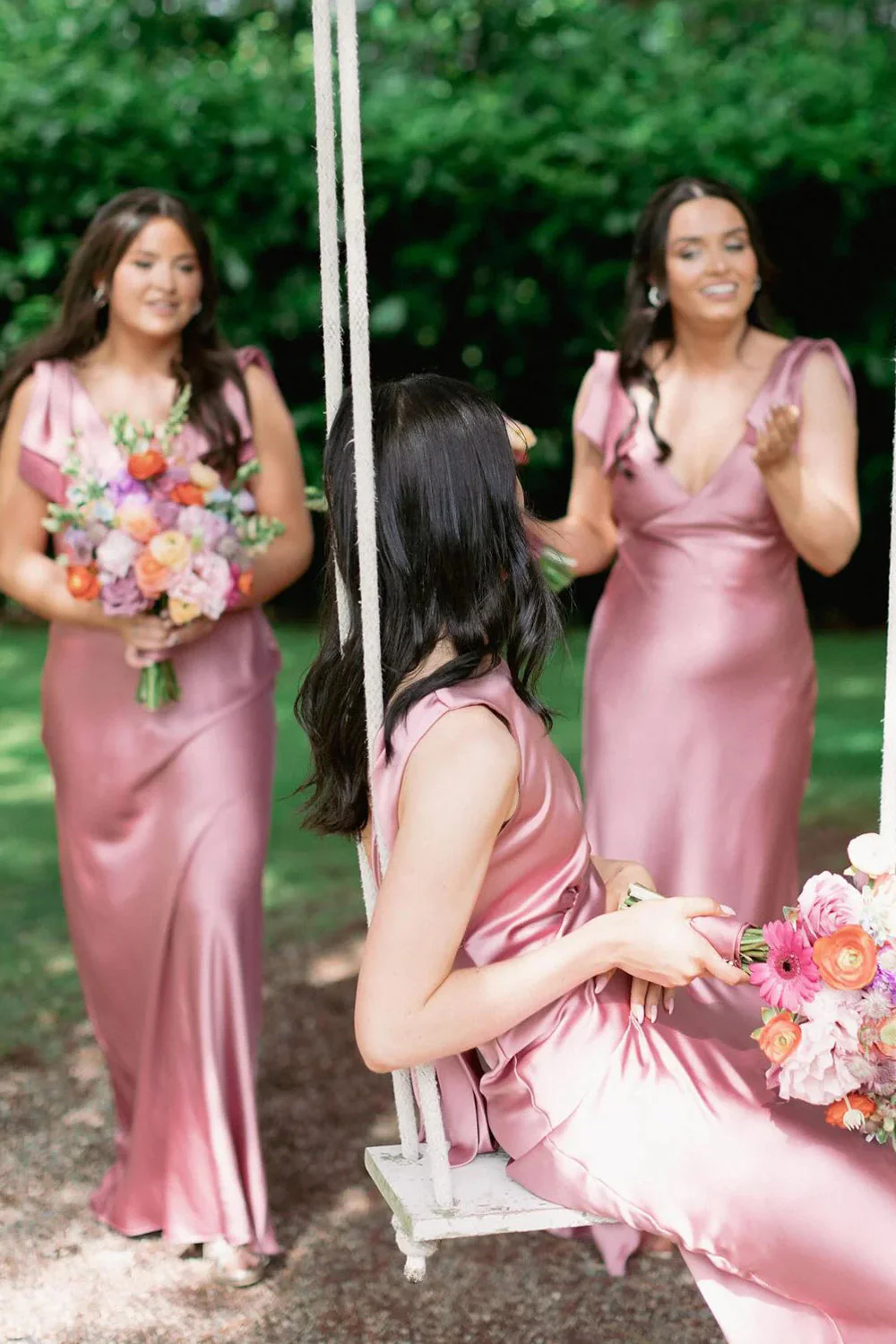 Sheath V Neck Silver Long Bridesmaid Dress With Bowknot - Image 4