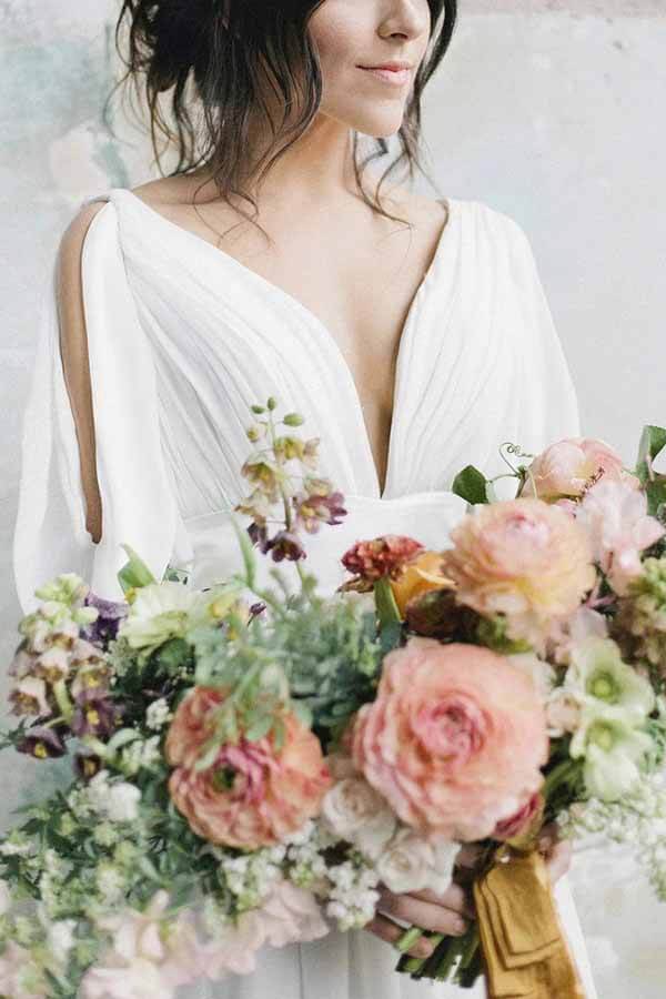 Simple Ivory Chiffon A-line V-neck Half Sleeves Long Wedding Dresses - Image 3