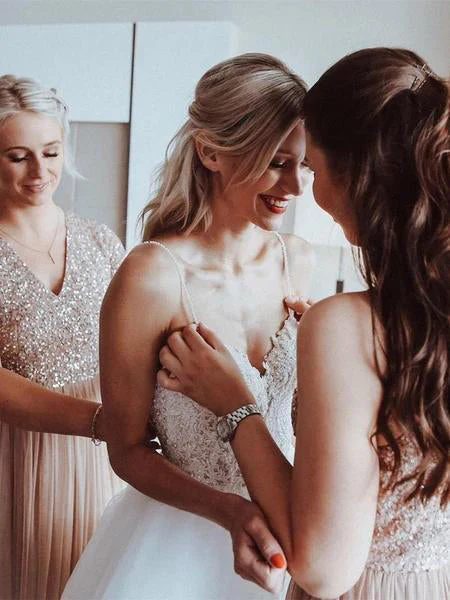 Unique A-line Tulle Spaghetti Straps Backless Wedding Dresses Online - Image 4