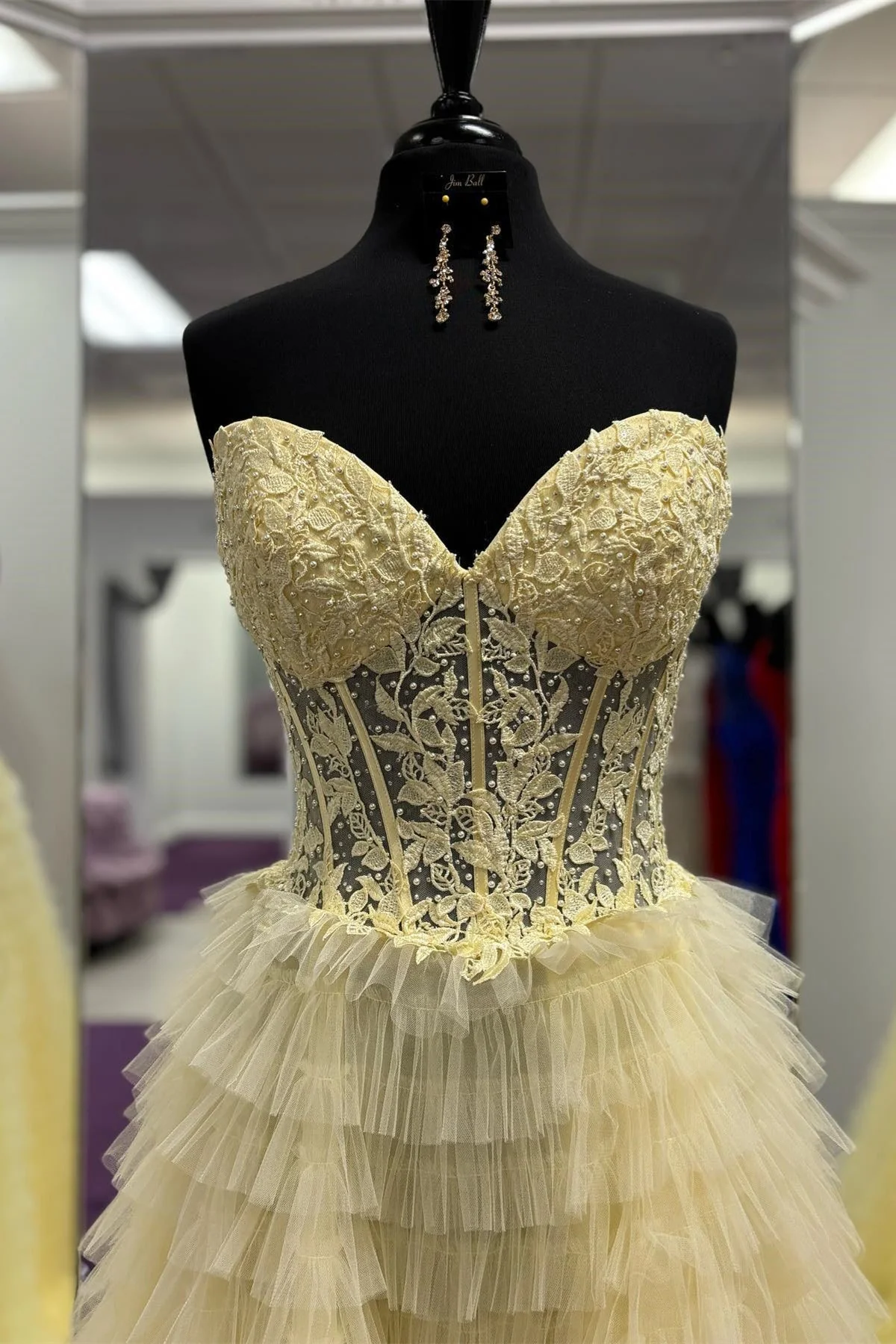 A-line Strapless Multi-Layers Tulle Prom Dress with Slit - Image 2
